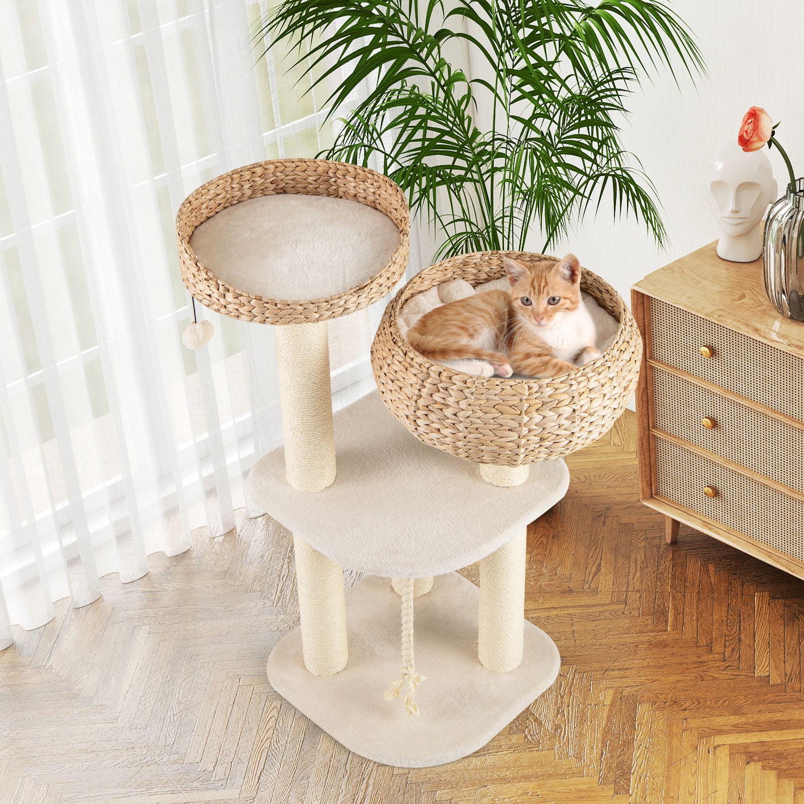 Kratzbaum mit Sisalpfählen & Körben in beige - 104cm